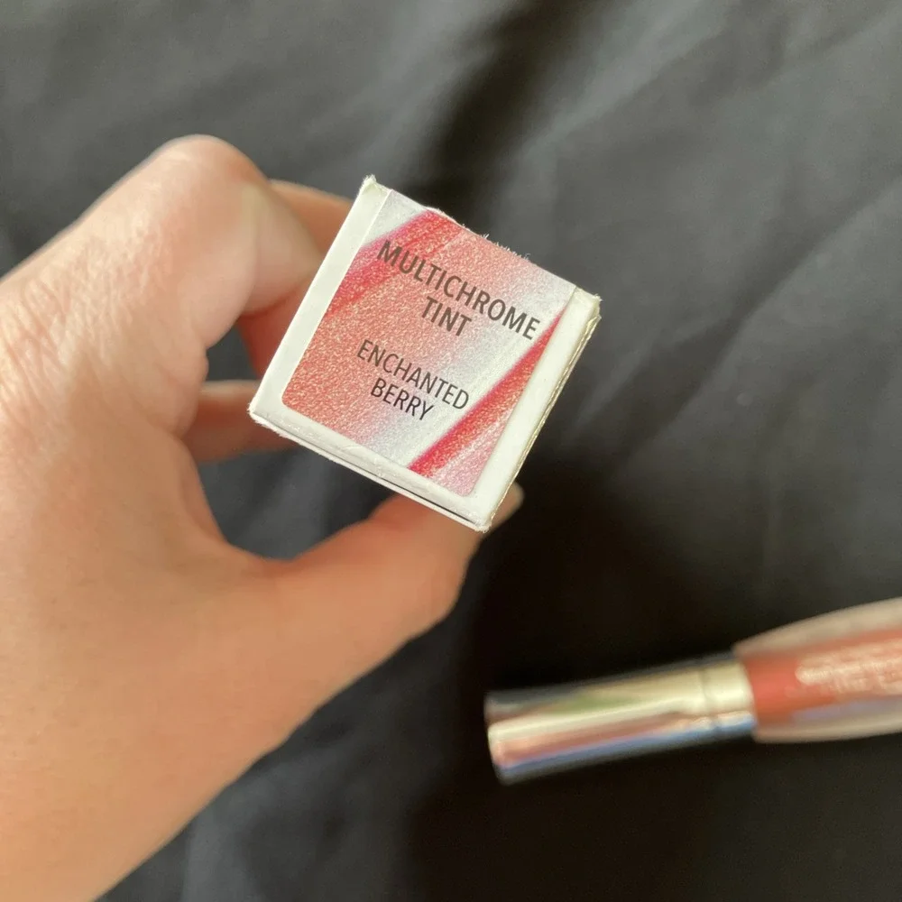 BUXOM Plump Shot Peptide  Lip Serum 0.14 oz Multichrome tint Enchanted berry‎